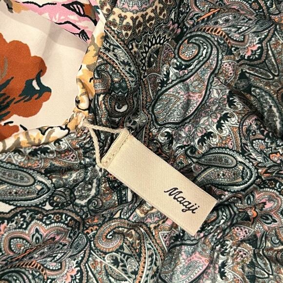 Maaji Jacobean Maia Plunge One Piece Size Medium - Picture 6 of 9